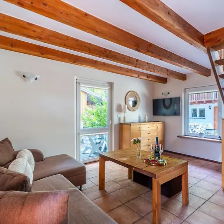 Domki Pogorzelica * Pogorzelica (Gmina Rewal)